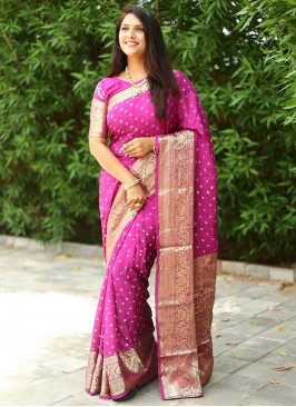 Adorable Pure Silk Rani Trendy Saree