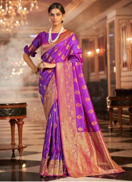 Adorable Purple Handloom silk Trendy Saree