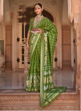 Alluring Banarasi Silk Woven Contemporary Saree