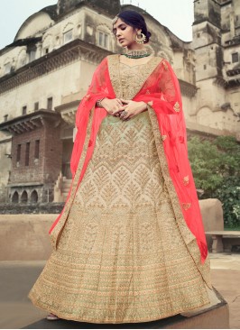 Aristocratic Resham Lehenga Choli