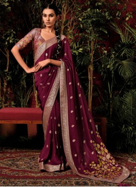 Arresting Contemporary Saree For Festival