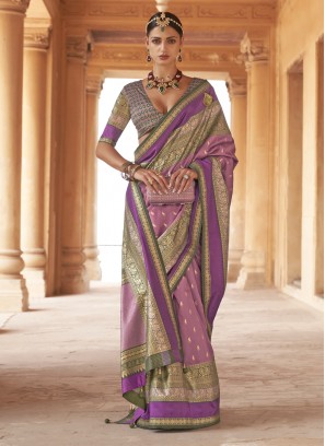 Aspiring Lavender Patola Print Contemporary Saree