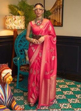 Aspiring Weaving Classic Saree