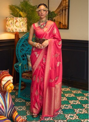 Aspiring Weaving Classic Saree