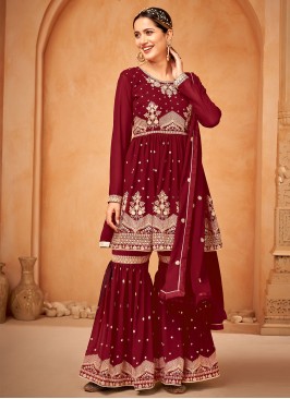 Astonishing Embroidered Designer Salwar Kameez