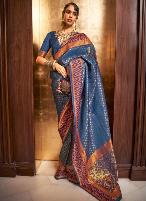 Awesome Weaving Blue Classic Saree