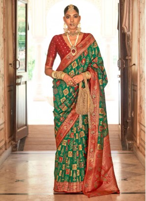 Banarasi Silk Contemporary Saree in Green