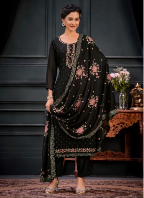 Bedazzling Black Party Salwar Kameez