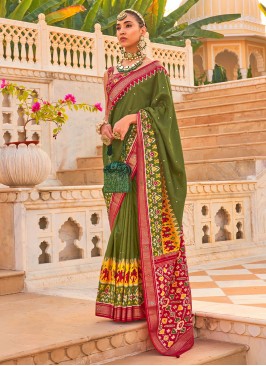 Bedazzling Green Handwork Trendy Saree