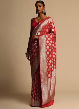 Bedazzling Woven Red Art Banarasi Silk Saree