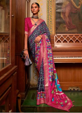 Best Classic Saree For Festival