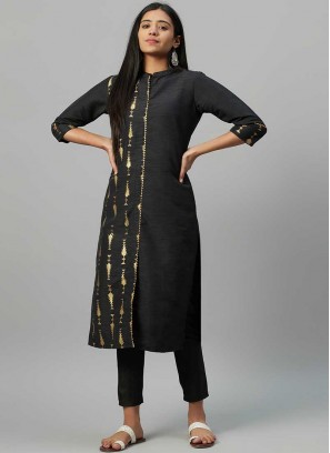 Black Color Georgette And Crepe Kurti With Bottom