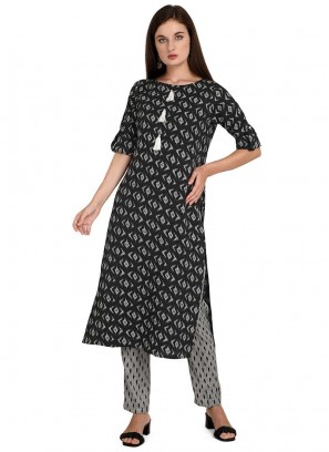 Black Color Rayon Kurti With Bottom