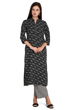 Black Color Rayon Kurti With Bottom
