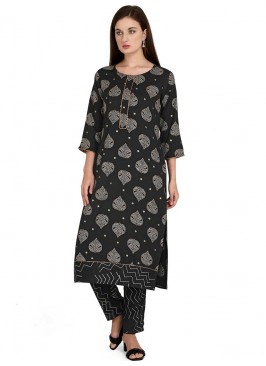 Black Color Rayon Kurti With Bottom