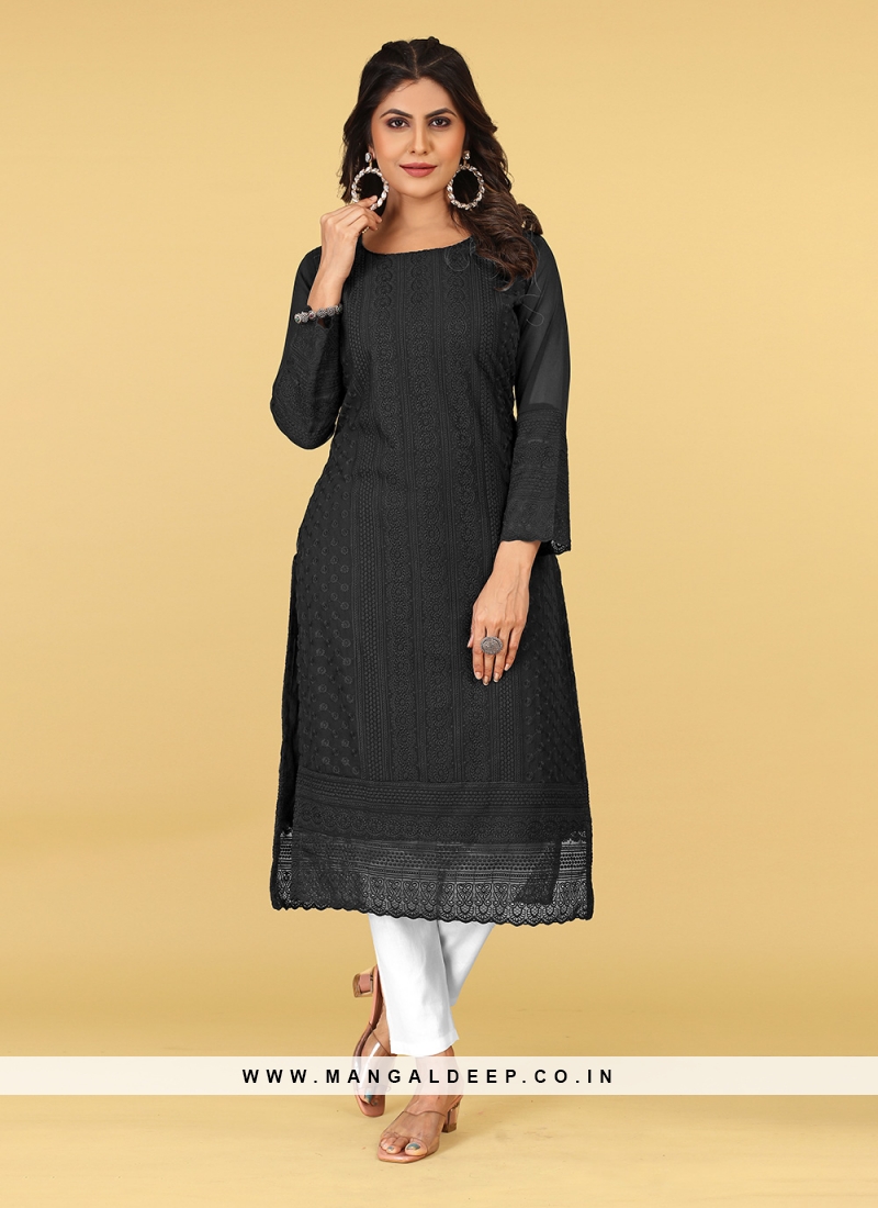 Buy Kurtas, Kurtis For Women Online at Beyoung - Upto 70% Off