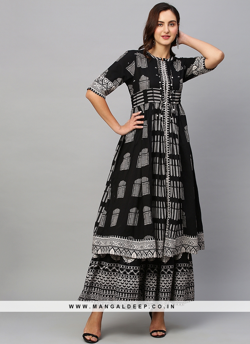 Buy Black & White Printed Crepe Kurti Set Online in India | Kurti designs  party wear, Kurti designs, Kurti neck designs