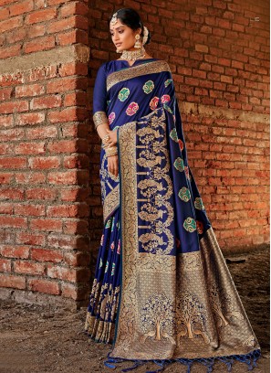 Blended Cotton Woven Classic Saree in Navy Blue