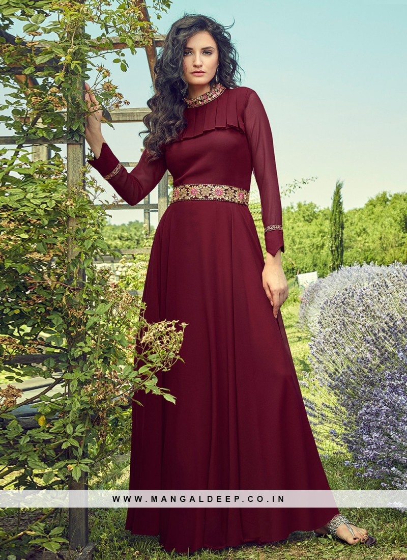 Blooming Plain Georgette Trendy Gown