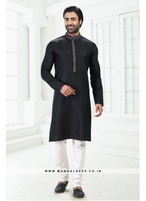 Bold Black Premium Linen Cotton Kurta Pyjama Set with Thread Work