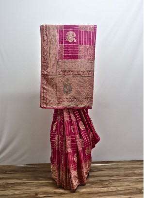 Brilliant Pink Kanjivaram Silk Saree For Wedding