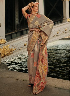 Brown Weaving Handloom silk Contemporary Saree
