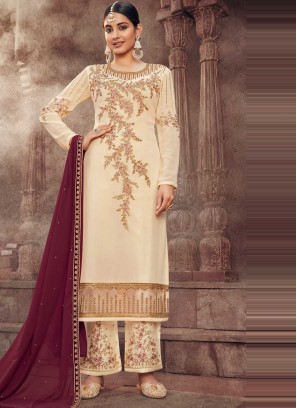 Catchy Designer Pakistani Salwar Suit For Festival