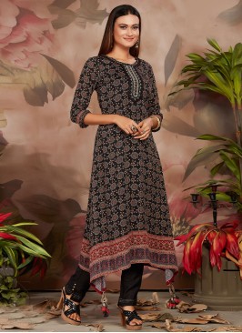 Charming Digital Print Chinon Designer Kurti