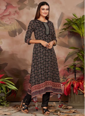 Charming Digital Print Chinon Designer Kurti
