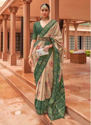 Charming Weaving Patola Silk  Classic Saree