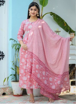 Competent Pink Mehndi Readymade Salwar Kameez