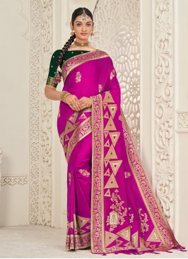 Congenial Magenta Weaving Trendy Saree