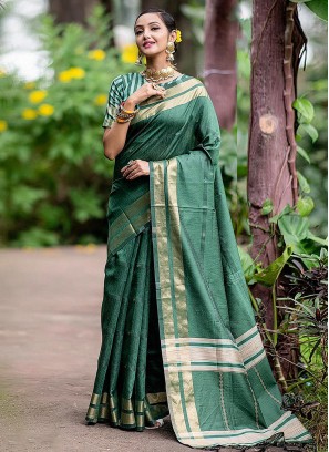 Contemporary Saree Woven Silk in Green