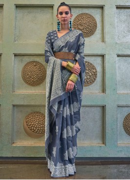 Contemporary Style Saree Weaving Lucknowi in Blue