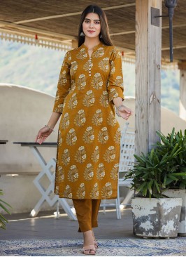 Cotton Printed Brown Casual Kurti