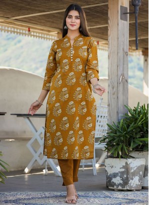 Cotton Printed Brown Casual Kurti