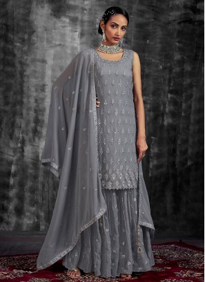 Customary Grey Georgette Trendy Salwar Kameez