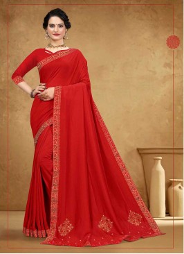 Dazzling Silk Saree In Red