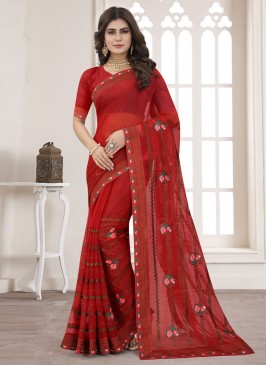 Delectable Contemporary Style Saree For Festival