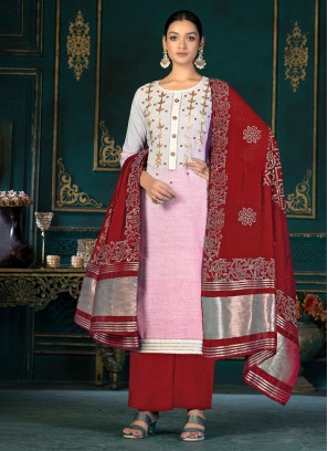 Demure Straight Salwar Suit For Ceremonial