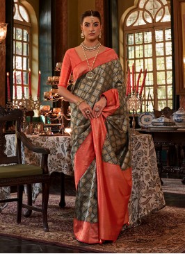 Desirable Contemporary Saree For Party