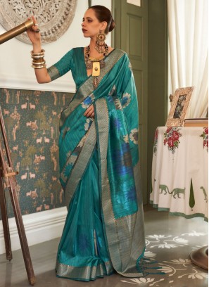 Dignified Handloom silk Classic Saree