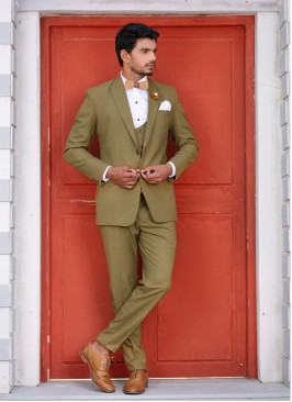 Distinctive Green Suit Set