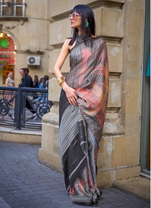 Distinctively Viscose Weaving Multi Colour Trendy Saree