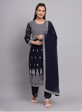 Elegant Thread Work Reception Straight Salwar Kameez