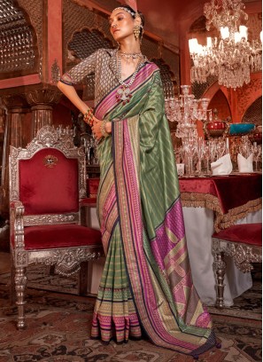 Enthralling Green Contemporary Saree
