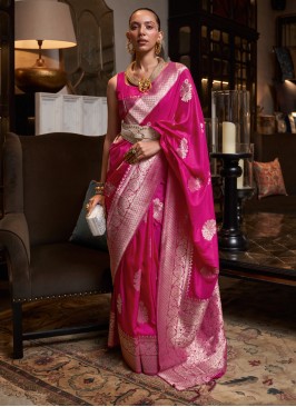 Enticing Pure Georgette Weaving Contemporary Style Saree