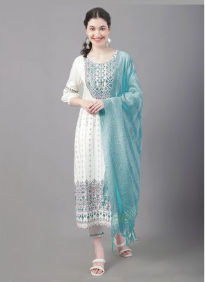 Entrancing Rayon Designer Straight Salwar Kameez