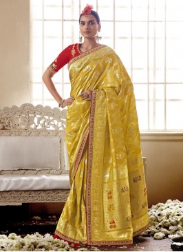 Especial Yellow Silk Saree