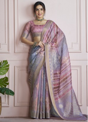 Exceeding Handloom silk Digital Print Designer Saree